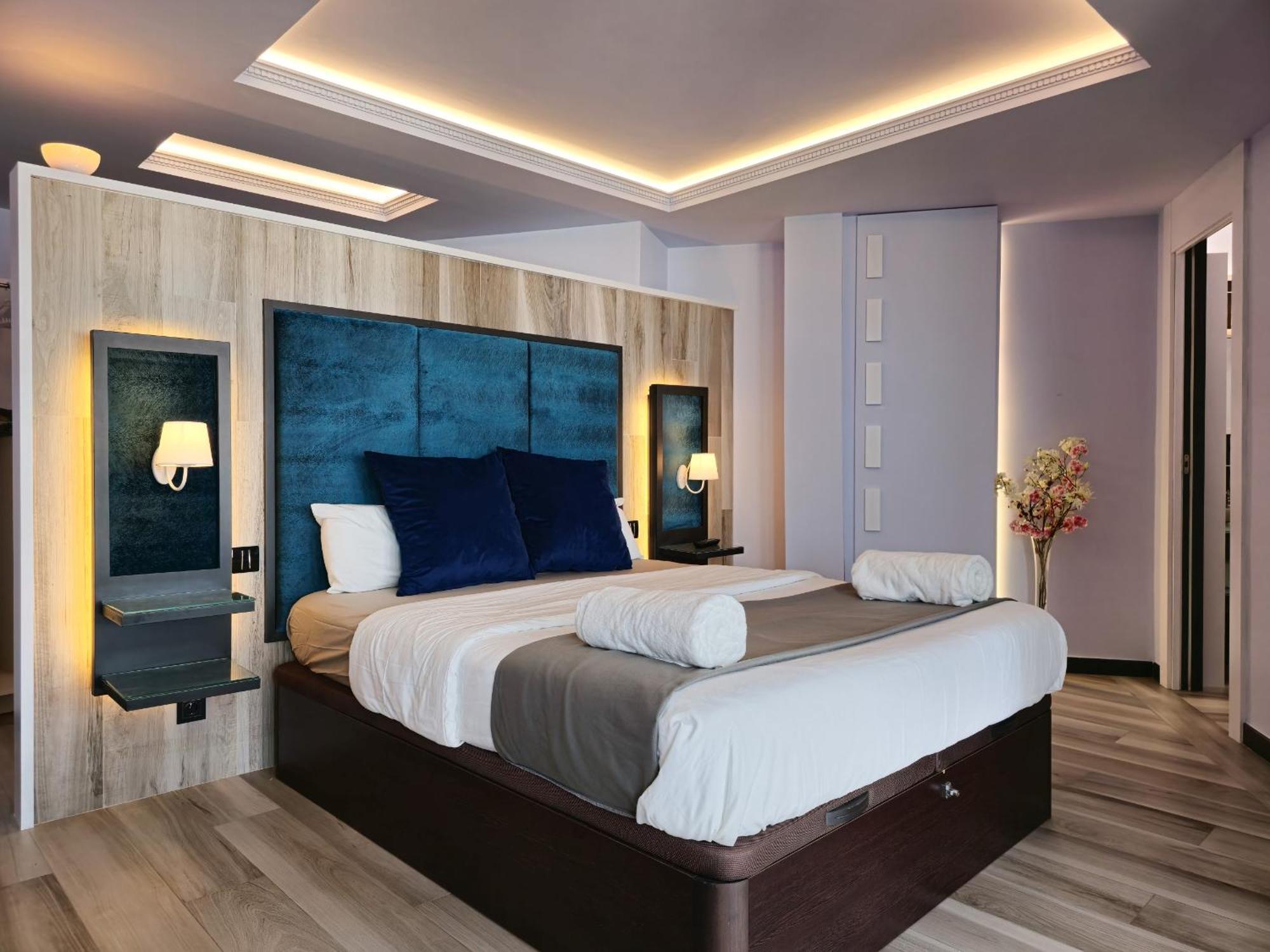 Special Sky Suite - Sea & Mountain Views- Torremolinos Center מראה חיצוני תמונה